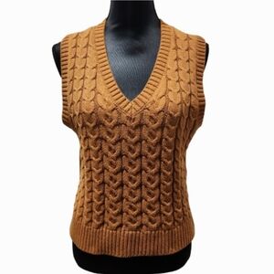 Cupcakes and Cashmere Cable Knit Sweater Vest (L)